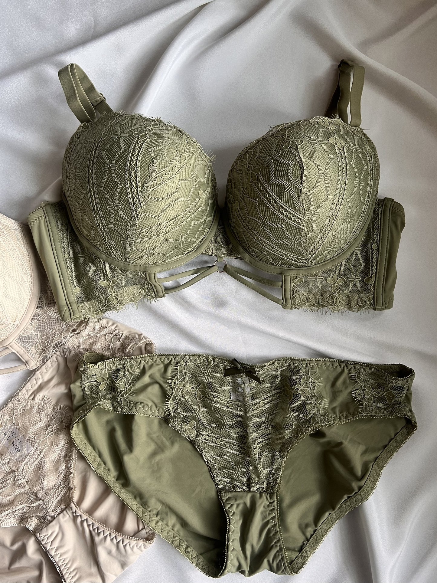 The Queen Set