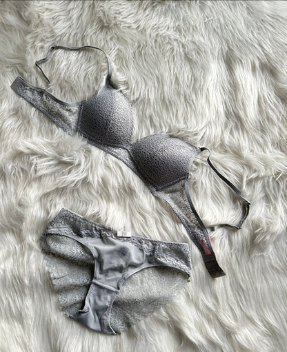 Sleek Lace Set